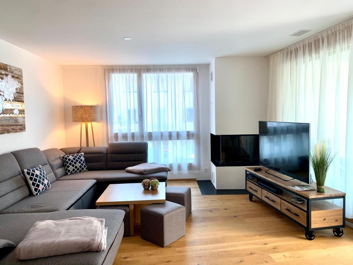 Montanas - Luxuswohnung Mit Kamin - Nahe Caumasee & Talstation 弗利姆斯 外观 照片