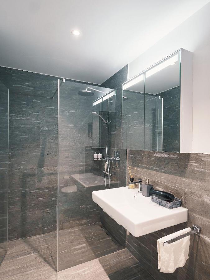 Montanas - Luxuswohnung Mit Kamin - Nahe Caumasee & Talstation 弗利姆斯 外观 照片
